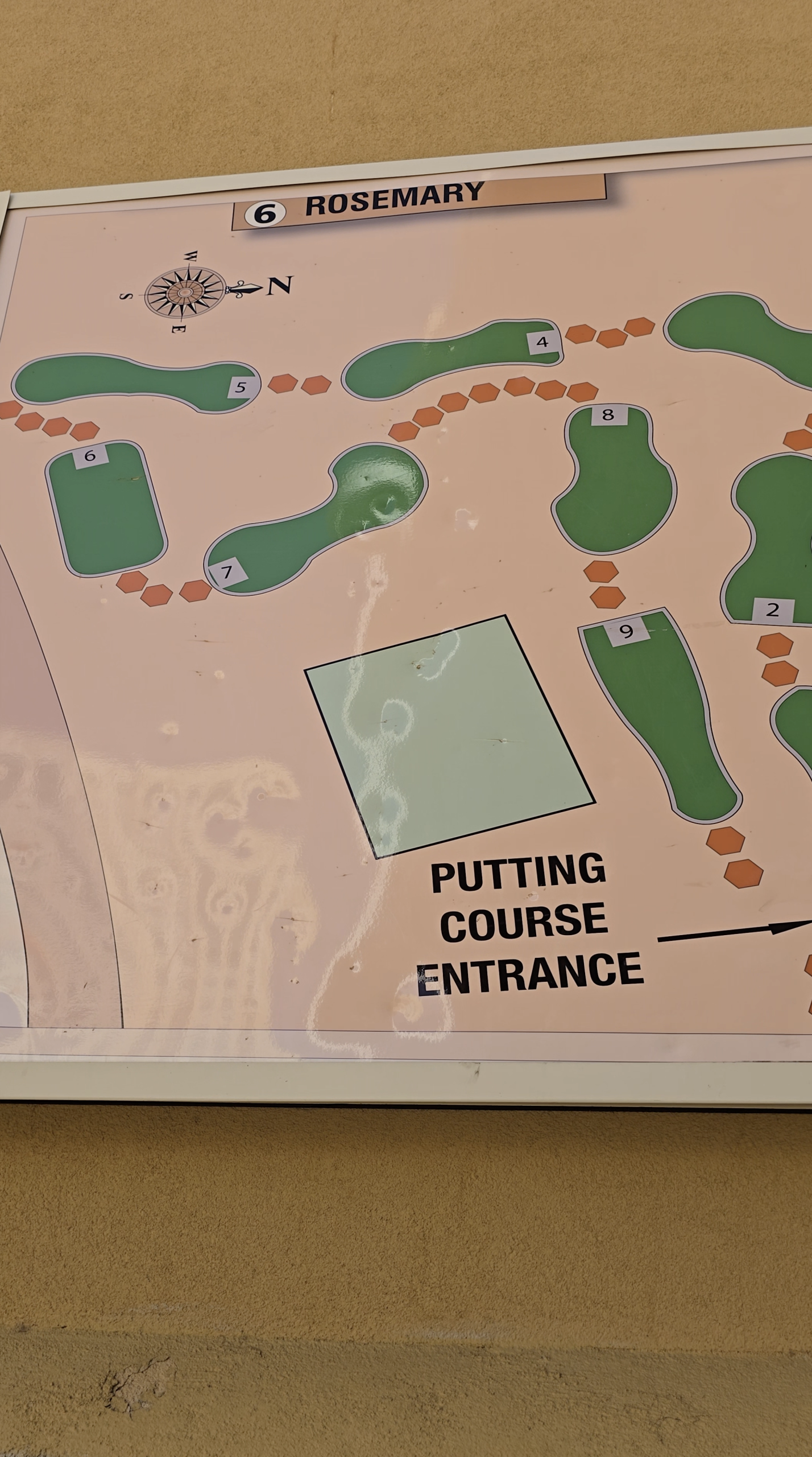 Mini golf area map.