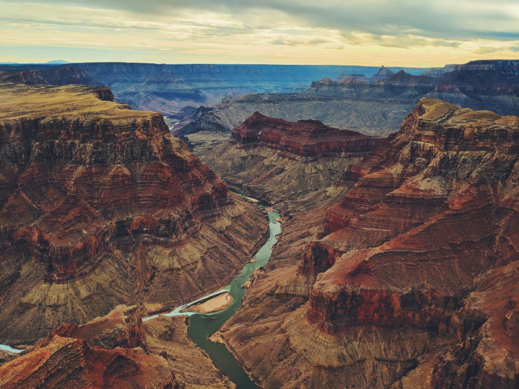 Overview of the Grand Canyon.